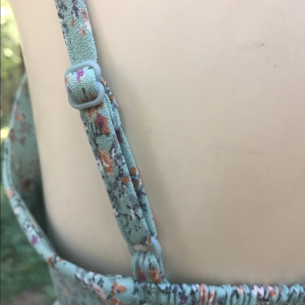 Breezy baby doll camisole in pale green floral peplum floral corset top - Picture 5 of 7
